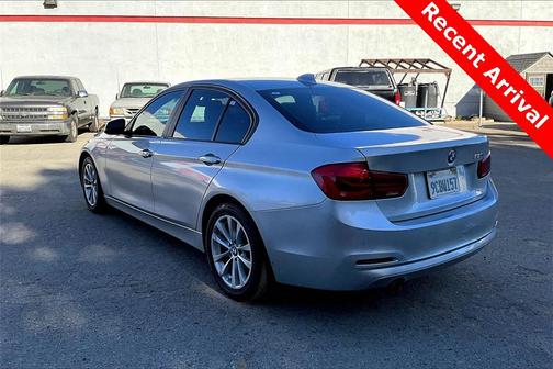 2017 BMW 320 i
