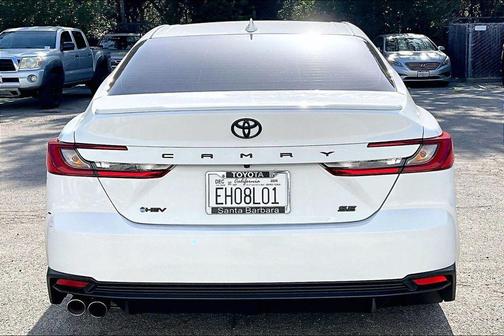 Ice Cap 2026 Toyota Camry SE
