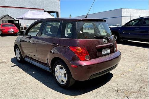 2004 Scion xA Base