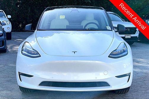Pearl White Multi-Coat 2021 Tesla Model Y Long Range Dual Motor All-Wheel Drive