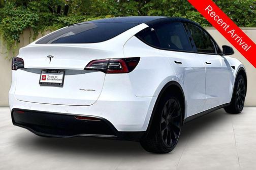 Pearl White Multi-Coat 2021 Tesla Model Y Long Range Dual Motor All-Wheel Drive