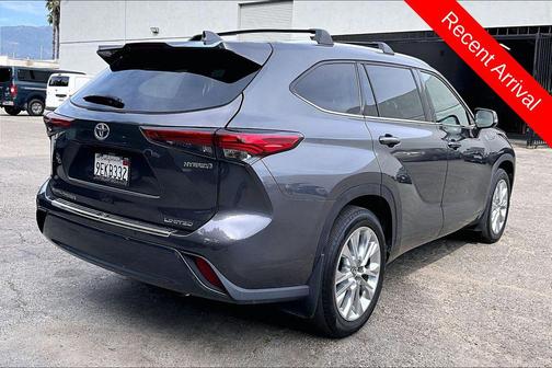 2023 Toyota Highlander Hybrid Limited