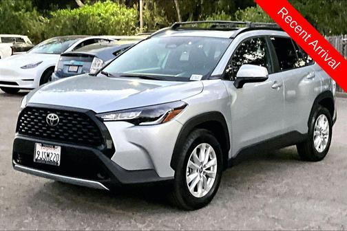 2023 Toyota Corolla Cross LE