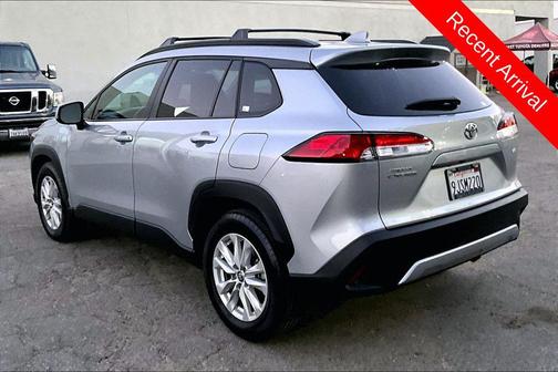 2023 Toyota Corolla Cross LE