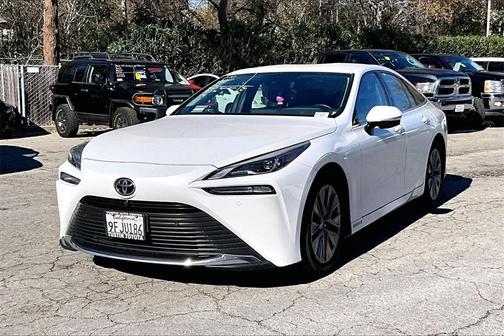 2023 Toyota Mirai Base