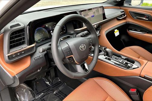 2026 Toyota Crown Signia Limited