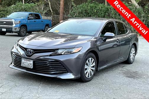 2019 Toyota Camry Hybrid LE