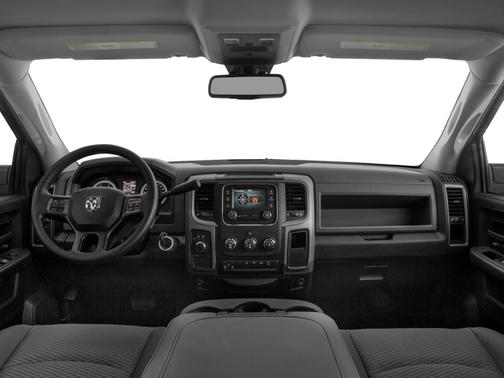 2017 RAM 2500 Tradesman Crew Cab 4x4 6'4' Box