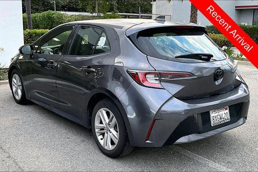 Magnetic Gray Metallic 2021 Toyota Corolla SE