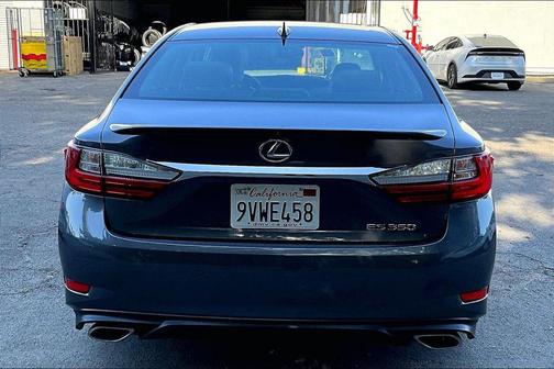 Nebula Gray Pearl 2018 Lexus ES 350 Base