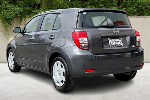 2010 Scion xD Base