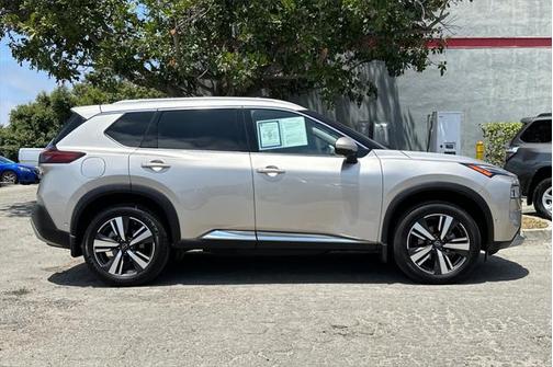 2023 Nissan Rogue Platinum