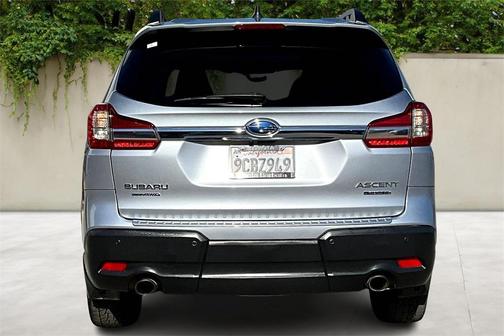 2022 Subaru Ascent Limited 8-Passenger