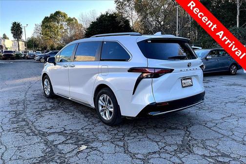 2024 Toyota Sienna Limited