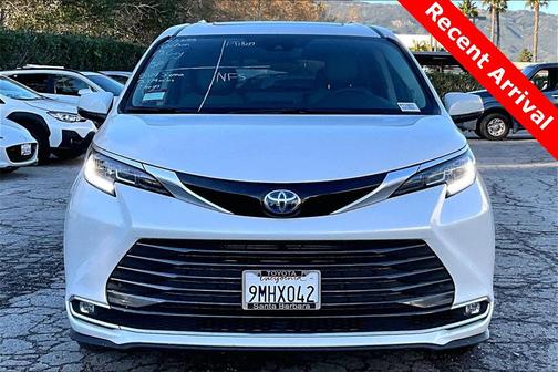 2024 Toyota Sienna Limited