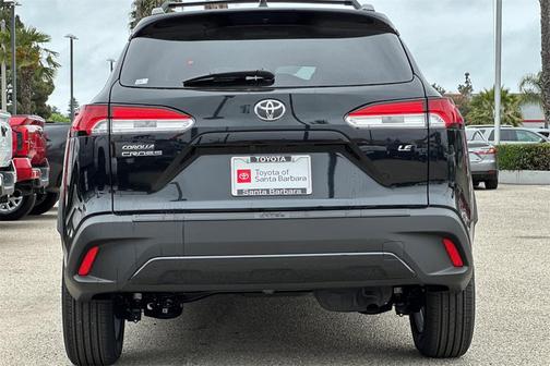 2025 Toyota Corolla Cross LE