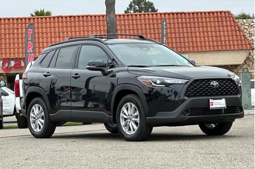 2025 Toyota Corolla Cross LE