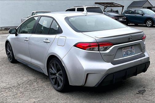 2023 Toyota Corolla Hybrid SE