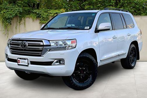 Blizzard Pearl 2017 Toyota Land Cruiser Base