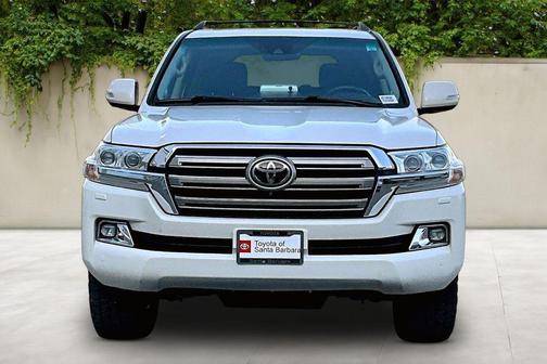 Blizzard Pearl 2017 Toyota Land Cruiser Base