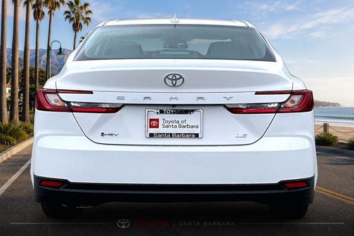 Ice Cap 2026 Toyota Camry LE