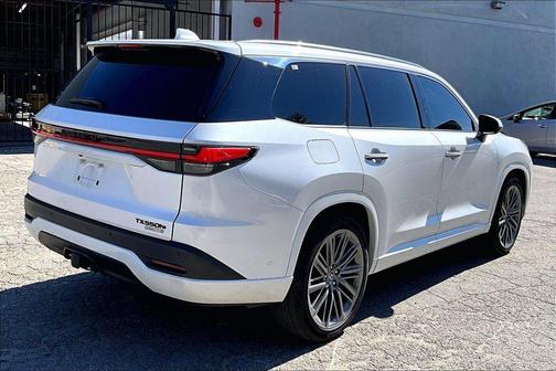 Pearl 2025 Lexus TX 550h+ Luxury