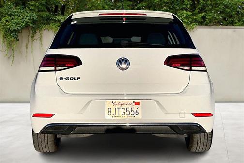 2019 Volkswagen e-Golf SE