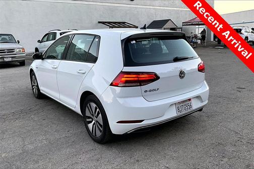 2019 Volkswagen e-Golf SE