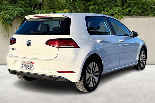 2019 Volkswagen e-Golf SE