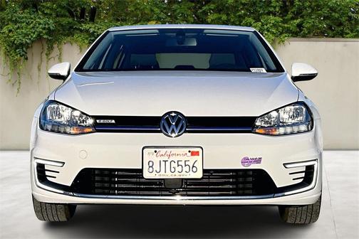 2019 Volkswagen e-Golf SE
