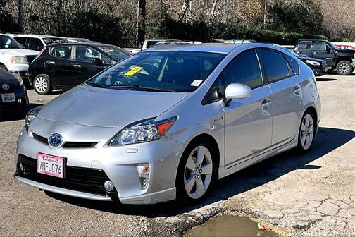 2014 Toyota Prius Five