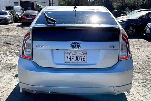 2014 Toyota Prius Five