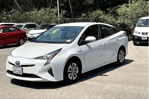 2018 Toyota Prius Three