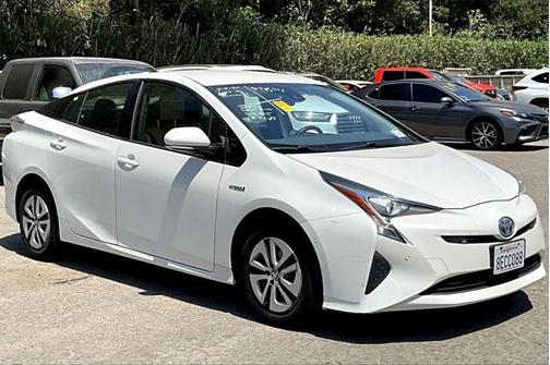 2018 Toyota Prius Three