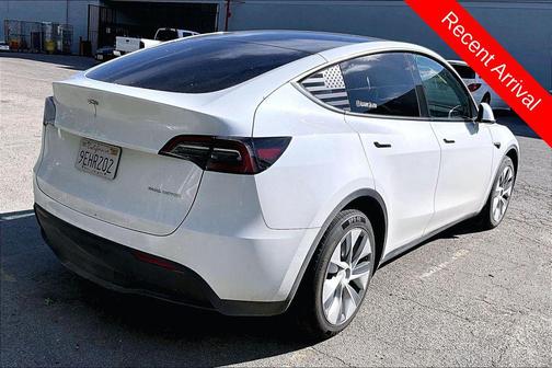 2023 Tesla Model Y Long Range Dual Motor All-Wheel Drive