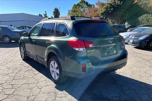 2010 Subaru Outback 2.5 i Limited