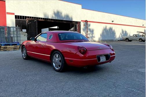 2002 Ford Thunderbird Base