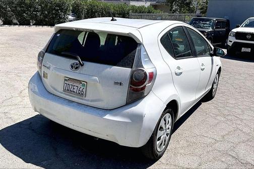 Moonglow 2013 Toyota Prius c One