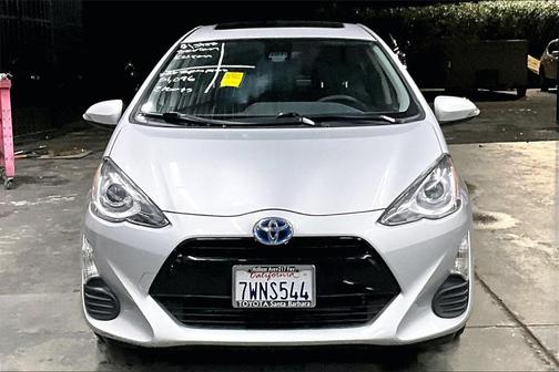 2016 Toyota Prius c Three