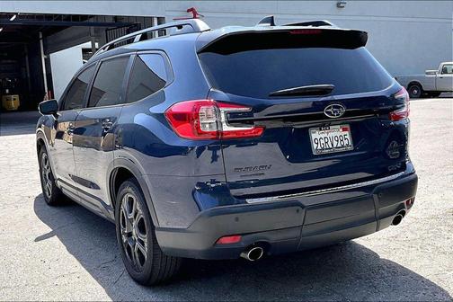 Cosmic Blue Pearl 2023 Subaru Ascent Onyx Edition Limited 7-Passenger