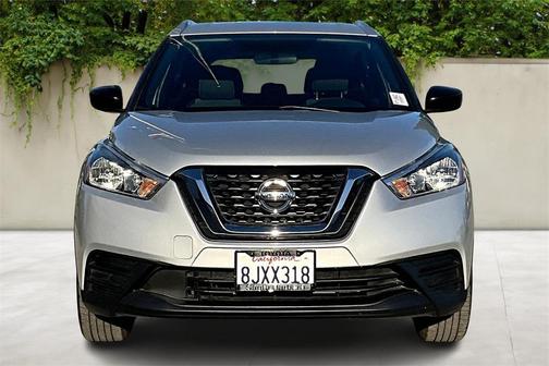 2019 Nissan Kicks S
