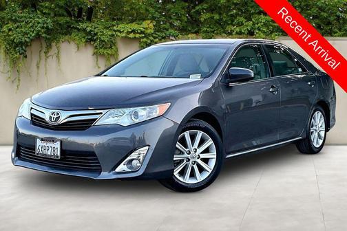 Magnetic Gray Metallic 2012 Toyota Camry XLE