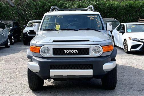2014 Toyota FJ Cruiser Base