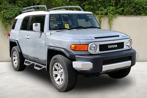 2014 Toyota FJ Cruiser Base
