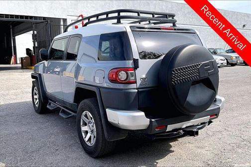 2014 Toyota FJ Cruiser Base