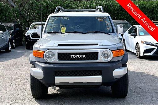 2014 Toyota FJ Cruiser Base