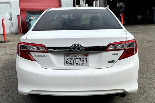2013 Toyota Camry Hybrid XLE