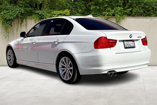 2011 BMW 328 328i