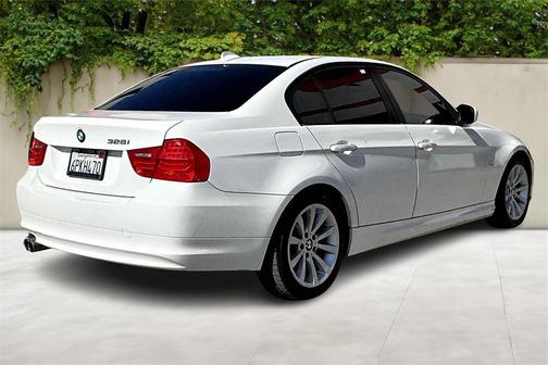2011 BMW 328 328i