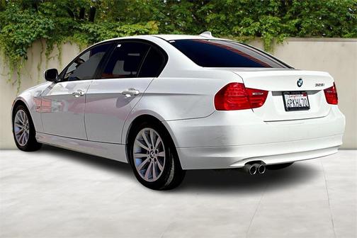 2011 BMW 328 328i